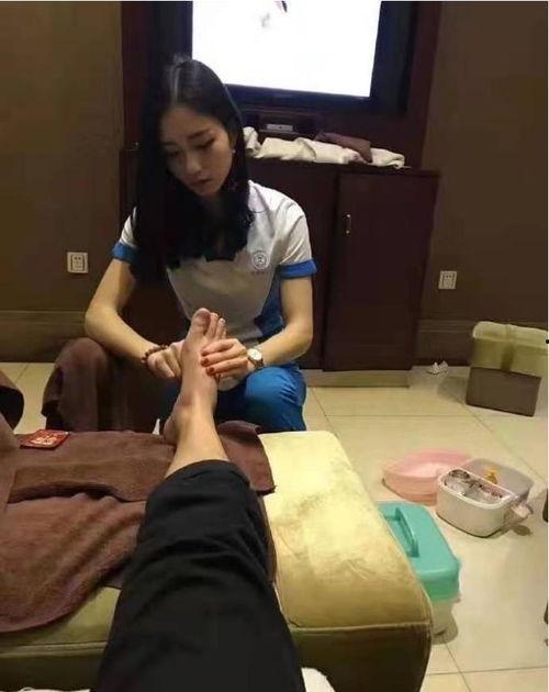 国产足疗自拍视频